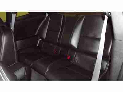 Low Miles 2011 Camaro 2SS Coupe 6.2L V8 Rear Wheel Drive, image 10