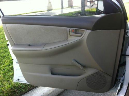 2007 Toyota Corolla CE Sedan 4-Door 1.8L, image 9