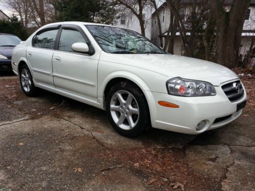 2003 nissan maxima se sedan 4-door 3.5l