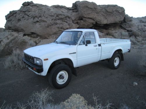 1983 toyota pickup hilux 4x4 original unmolested