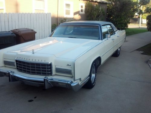 1973 lincoln continental, 460 v8 engine, white with black top, runs strong