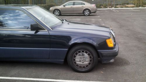 1989 Mercedes-Benz 300CE Base Coupe 2-Door 3.0L, image 3