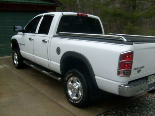 2005 dodge ram 2500, 4x4, 5.9l diesel, automatic,leather,navigation, 4 door