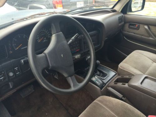 1994 Toyota Land Cruiser  1 Owner, image 4