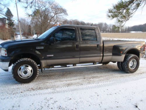 2006 f350 crew dually diesel rebuildable damaged not wrecked 4x4 repairable  6.0