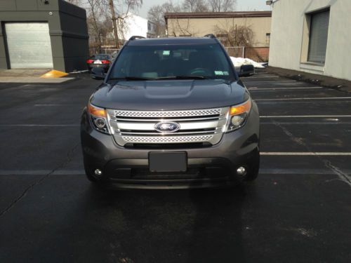 2011 ford explorer xlt sport utility 4-door 3.5l sterling gray metallic awd