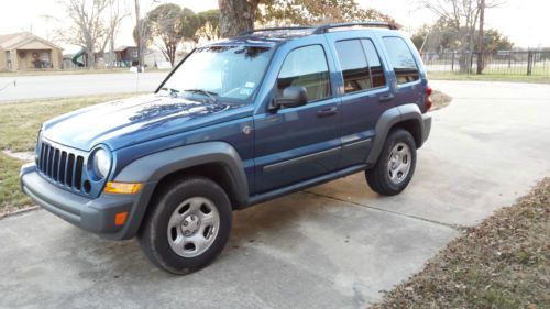 2005 jeep liberty sport 4x4   v6   automatic