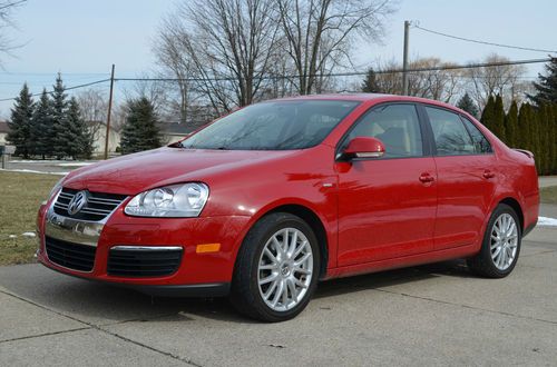 2009 volkswagen jetta wolfsburg edition sedan 4-door 2.0l