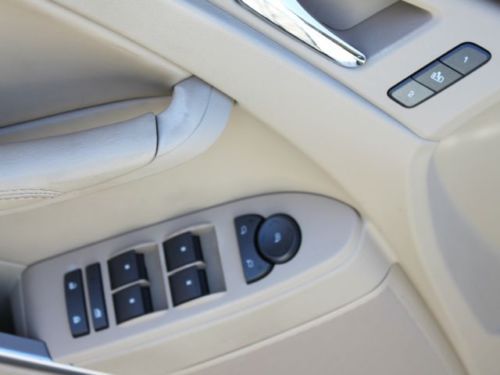 Low Miles Navigation Hands Free Tan Leather Power Sunroof Dual Power Seats, image 12