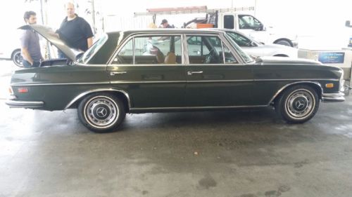 1973 Mercedes 300SEL 4.5 No Reserve Auction Sedan Dark Green Old Money Survivor, image 18