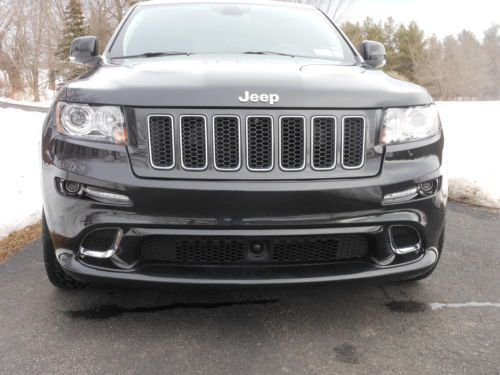 2012 jeep grand cherokee srt8