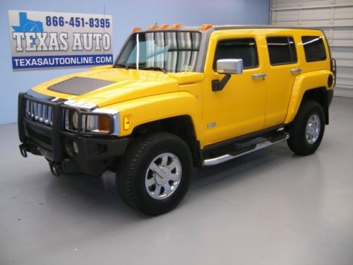 We finance!!!  2007 hummer h3 4x4 roof heated leather monsoon tow texas auto