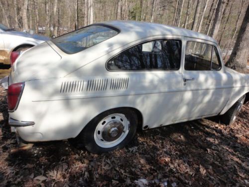 Volkswagen type iii 1967 ,,, 2 cars for sale , i good for spares or restore both