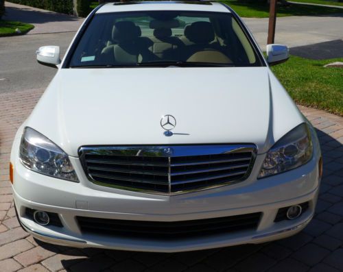 &#039;08 mercedes benz c300 -1 owner- outstanding condition - 27300 miles - new tires