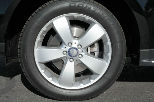 2012 Mercedes-Benz GL350 Bluetec 4Matic Sport Utility 4-Door 3.0L, image 12