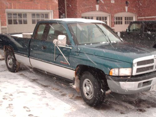 1995 dodge ram 2500 base extended cab pickup 2-door 5.9l