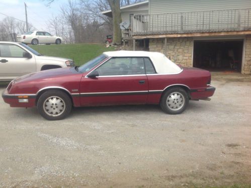 1988 chrysler lebaron ... low miles...convertible.. turbo