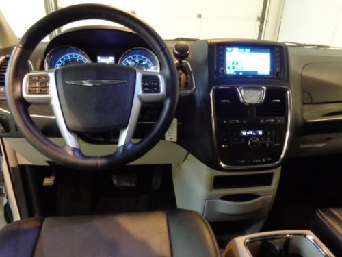 Touring 3.6L Back Up Camera Satellite Radio MP3 Player Auxiliary Audio Input, image 17