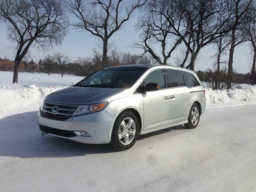 2013 Honda Odyssey Touring Elite Mini Passenger Van 4-Door 3.5L, image 2