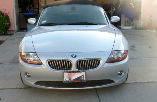 2003 manual 6 speed bmw 3.0i z4 roadster low mileage convertible  trade sale