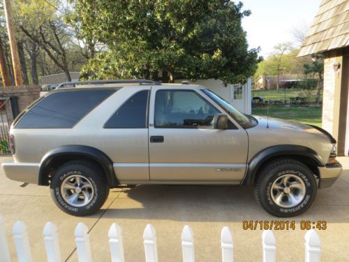 2001 chevy blazer 2  door