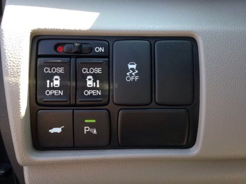 Clean Carfax One Owner Satellite Radio Leather Trim Navigation System MP3, image 33