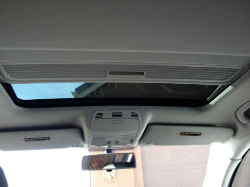 2006 Volkswagen Passat 3.6 Sport Edition Arctic Silver Blue Very Low Miles, image 13