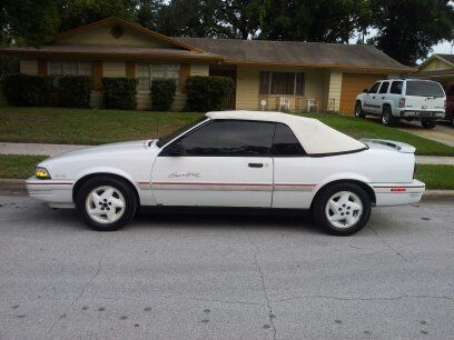 1993 pontiac sunbird se convertible 2-door 3.1l