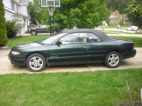 1997 chrysler sebring jxi convertible, new top, 117,000 miles, good condition