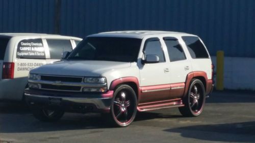 Custom 2001 chevy tahoe 4x4 everyday driver ,show truck , aluminum , low rider