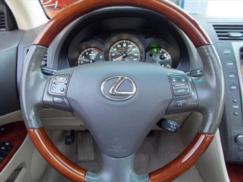 Navigation! Leather! Moon Roof! Bluetooth! Heated & Cool Seats! in Great Shape!, image 8