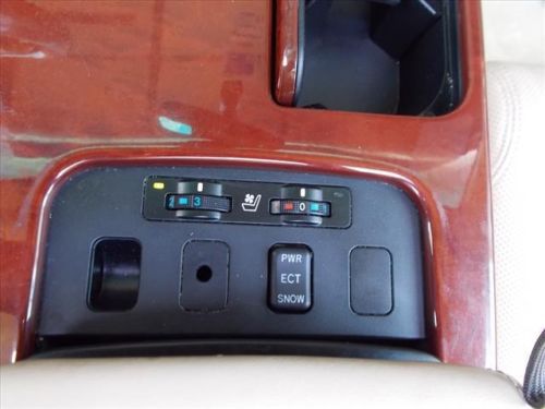 Navigation! Leather! Moon Roof! Bluetooth! Heated & Cool Seats! in Great Shape!, image 21