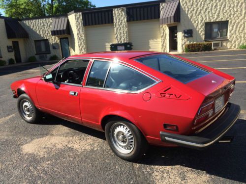 Alfa romeo gtv 1976, perfect, 21,700 miles, air cond.