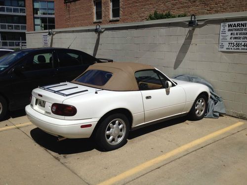1993 mazda miata le convertible 2-door 1.6l - one owner - well maintained