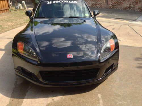 S2000 convertible 2-door very clean black on black ap2 wheels 2000 model