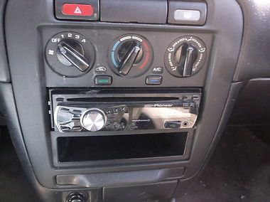 1998 Nissan Sentra SE Sedan 4-Door 2.0L, US $2,300.00, image 2