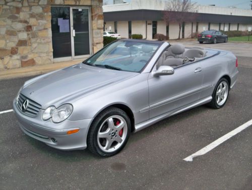 2004 mercedes-benz clk500 base convertible 2-door 5.0l