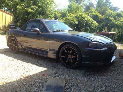 2000 mazda mx-5 miata  low miles!