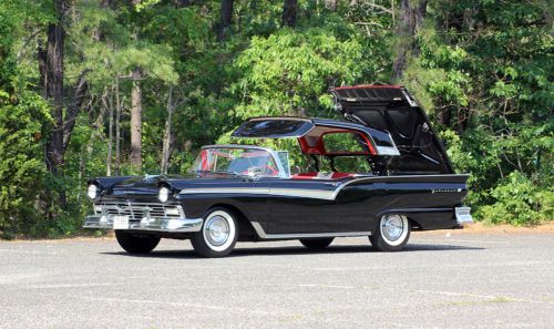 Gorgeous 1957 fairlane 500 skyliner hardtop retractable 1 family since new!