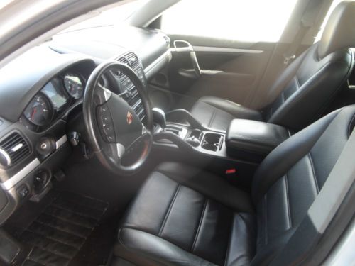 2004 Porsche Cayenne SUV, 4-Door 3.2L, Automatic, Low Miles, No Accidents, US $15,999.00, image 2