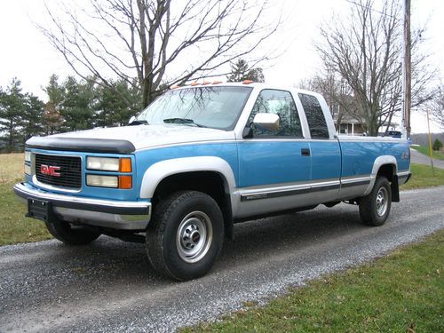 1995 gmc sierra 2500 sle 4x4 **low miles**