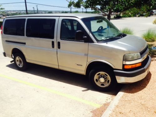 2003 tan chevy van 2500