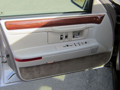 1995 Cadillac DeVille Base Sedan 4-Door 4.9L, US $2,250.00, image 6