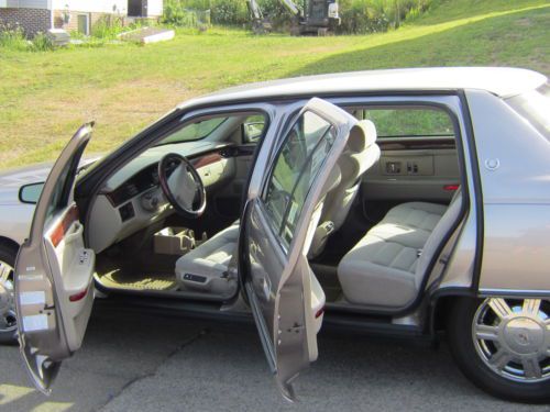 1995 Cadillac DeVille Base Sedan 4-Door 4.9L, US $2,250.00, image 9