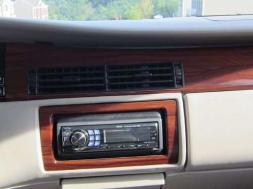 1995 Cadillac DeVille Base Sedan 4-Door 4.9L, US $2,250.00, image 18