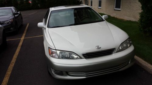 2001 lexus es 300 sun roof 4 door clean