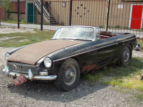 1967 mgb midget, 4 mgb&#039;s available, world wide shipping, clean &amp; clear title