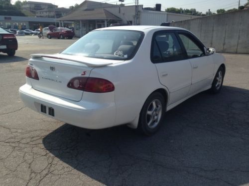 CE 1.8L 4 Speakers AM/FM radio AM/FM Stereo Power steering Front anti-roll bar, image 2