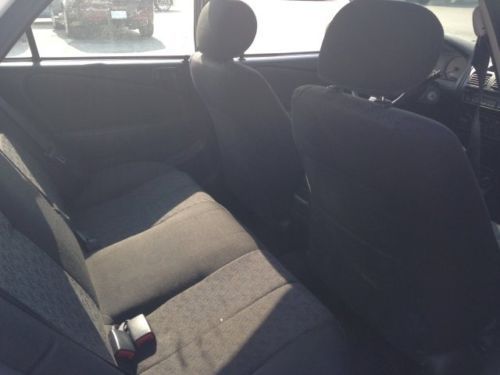 CE 1.8L 4 Speakers AM/FM radio AM/FM Stereo Power steering Front anti-roll bar, image 5