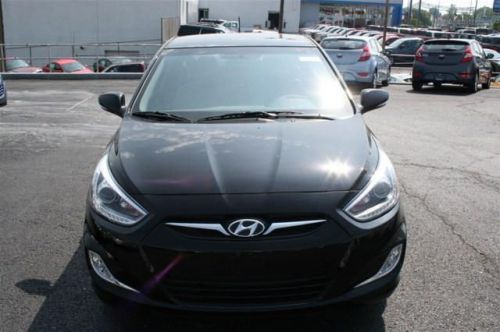 2014 Hyundai Accent SE, image 5